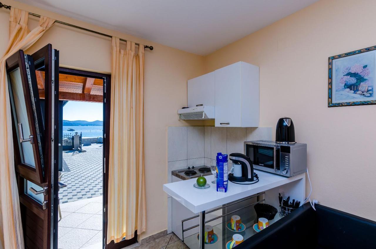 Apartments Kanjuo By The Sea Млини Екстер'єр фото