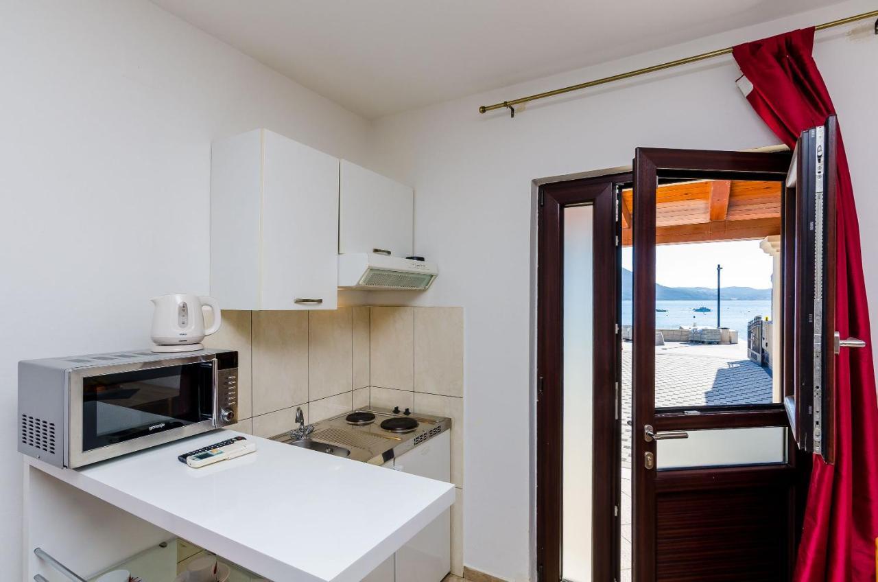 Apartments Kanjuo By The Sea Млини Екстер'єр фото